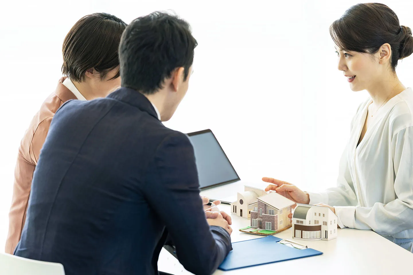 お客様からよくいただく質問に回答